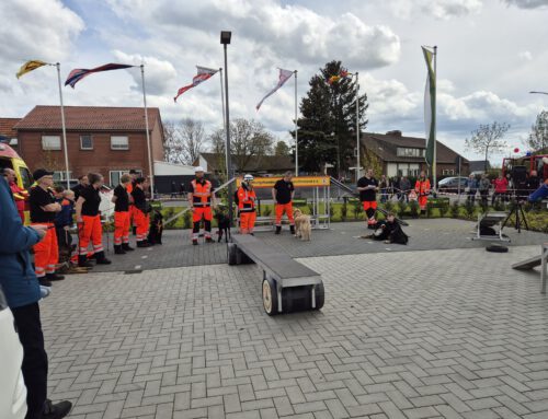 Vorführung beim Jubiläum der Freiwilligen Feuerwehr Beesten